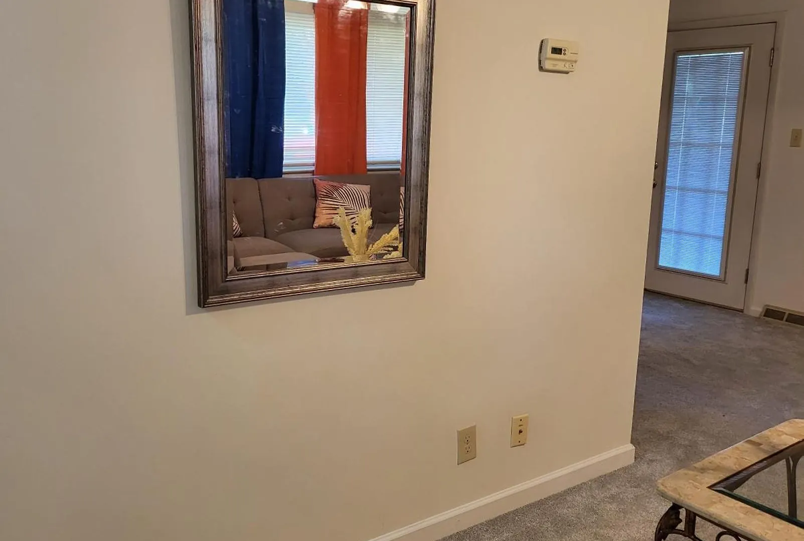 3 Bedrooms 2 Bathrooms, Free Driveway Parking, 2 Min To Ohio State Univrrsity, Ac, Free Wi-Fi, Washer And Dryer, Expocenter, Bus Stop, University Shuttle, Riverside Methodist Hospital Columbus Apartment