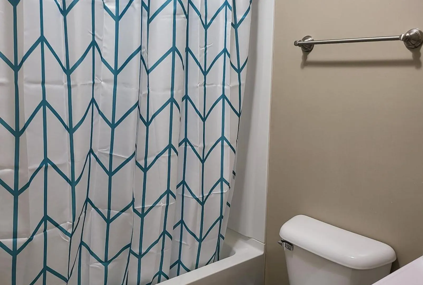 3 Bedrooms 2 Bathrooms, Free Driveway Parking, 2 Min To Ohio State Univrrsity, Ac, Free Wi-Fi, Washer And Dryer, Expocenter, Bus Stop, University Shuttle, Riverside Methodist Hospital Columbus United States