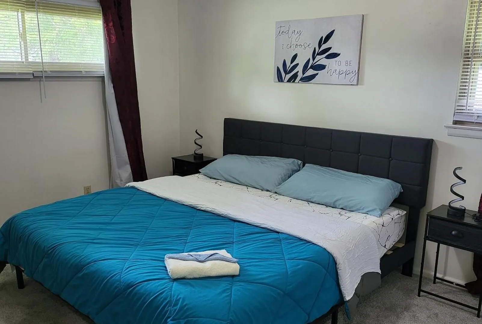 3 Bedrooms 2 Bathrooms, Free Driveway Parking, 2 Min To Ohio State Univrrsity, Ac, Free Wi-Fi, Washer And Dryer, Expocenter, Bus Stop, University Shuttle, Riverside Methodist Hospital Columbus United States